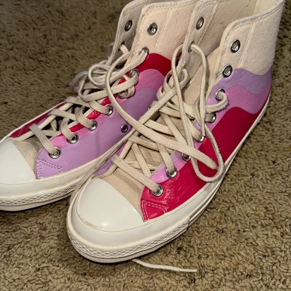 Converse High Tops - Picture 5 of 7